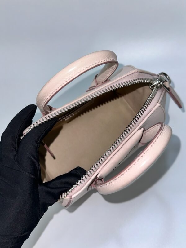 Givenchy Antigona Mini - Image 5
