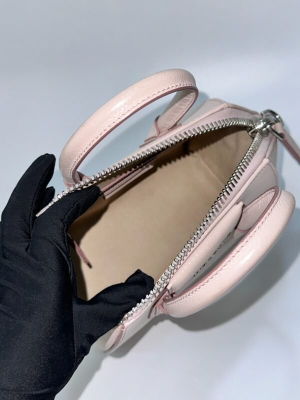 Givenchy Antigona Mini - Image 6