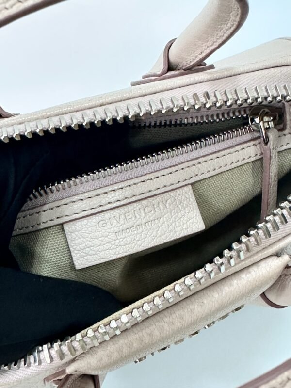 Givenchy Antigona Mini - Image 10