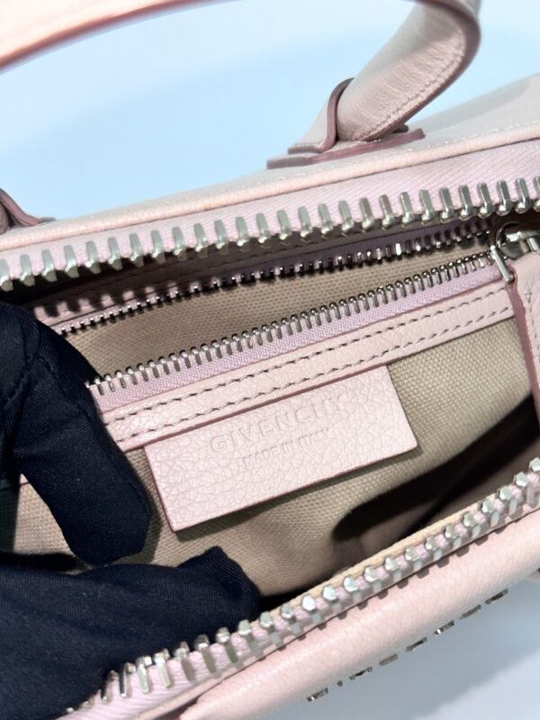 Givenchy Antigona Mini - Image 12