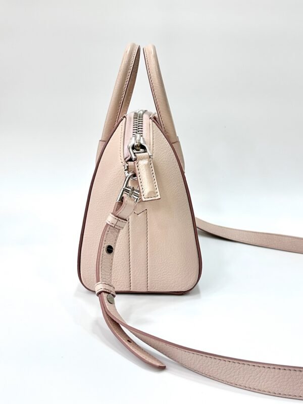 Givenchy Antigona Mini - Image 18