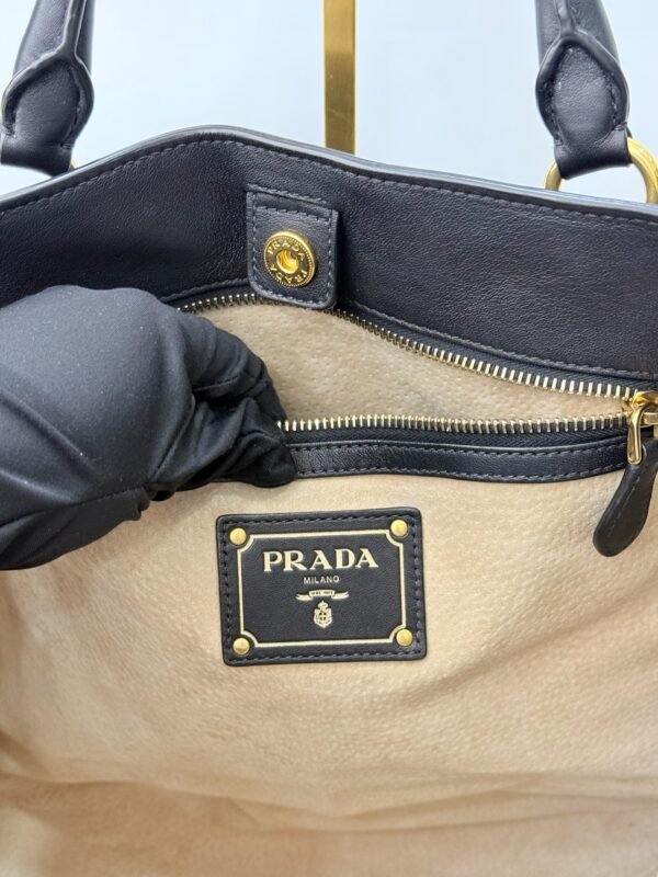 Prada BN1902 Soft Calf Medium - Image 4