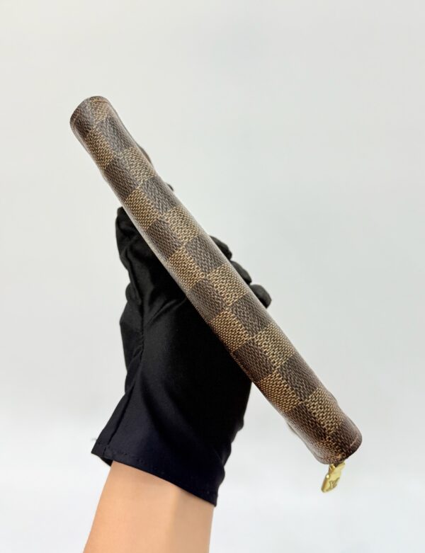Louis Vuitton Long Zippy Wallet - Image 7