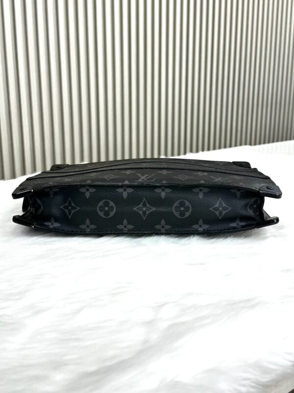 Louis Vuitton Eclipse Trunk Clutch Monogram - Image 9