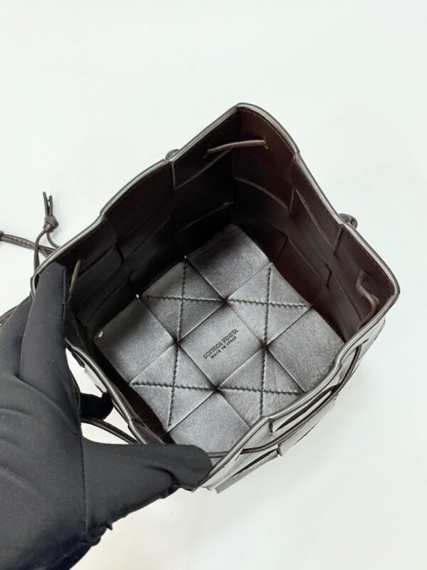 Bottega Veneta Crossbody Bag - Image 11