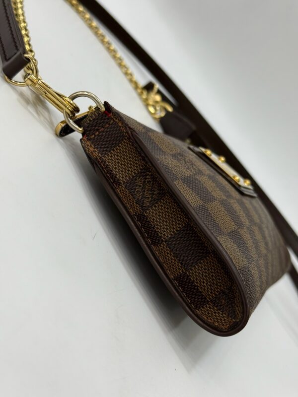 Loius Vuitton Sophie Clutch DE - Image 15