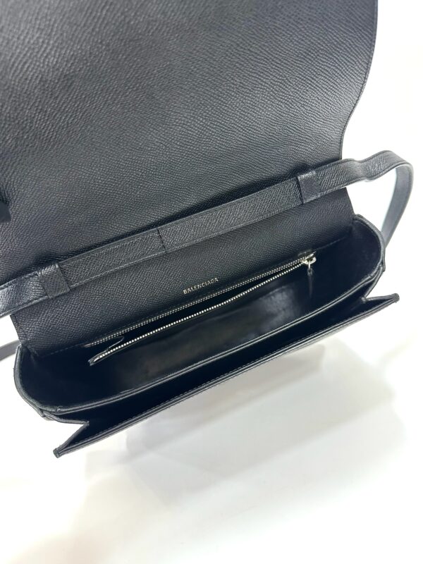 Balenciaga Small Ville - Image 3