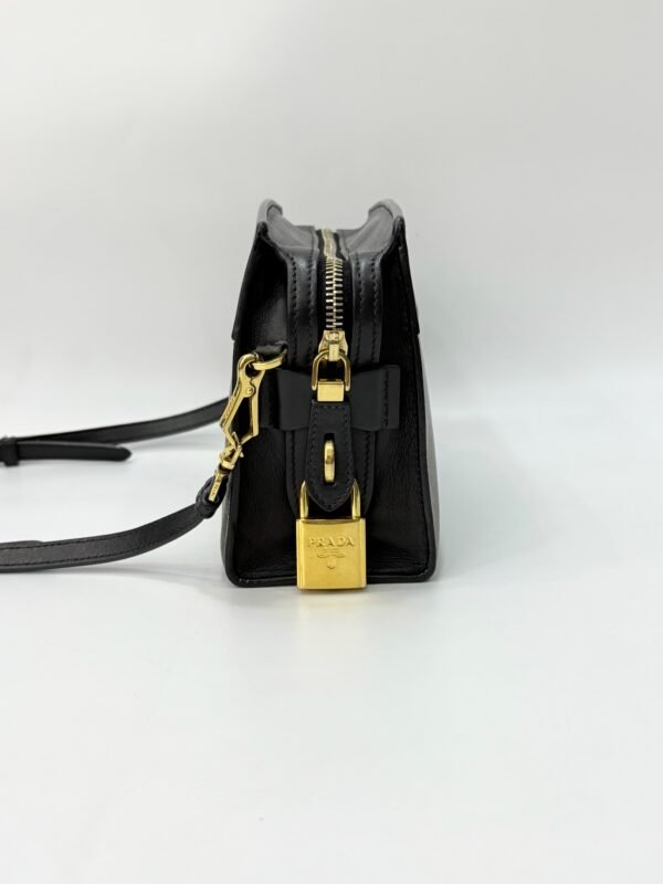 Prada Saffiano Esplanade Bicolor - Image 15