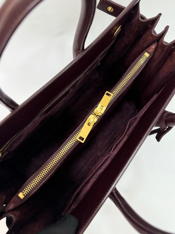 Saint Laurent Sac De Jour Calf Skin - Image 3