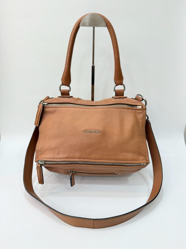 Givenchy	Pandora Medium